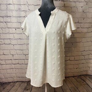 B White V-Neck Textured Blouse with Flutter Sleeves - size Large - Women's